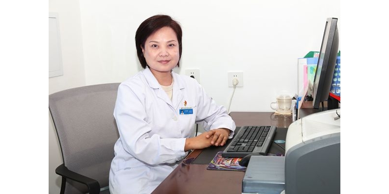 史席靜   主任醫(yī)師