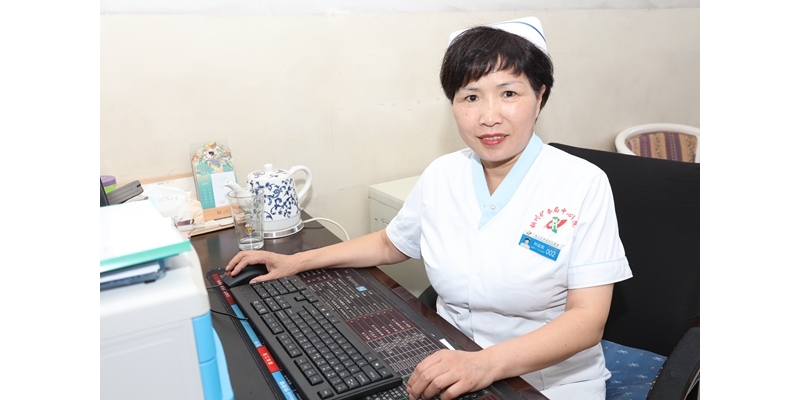 劉金茹    副主任護師